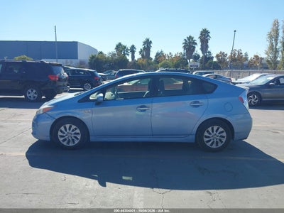 2014 TOYOTA PRIUS PLUG-IN 14