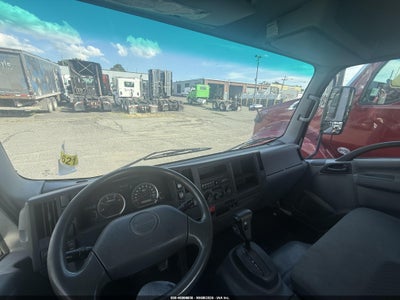 2014 ISUZU NPR 8