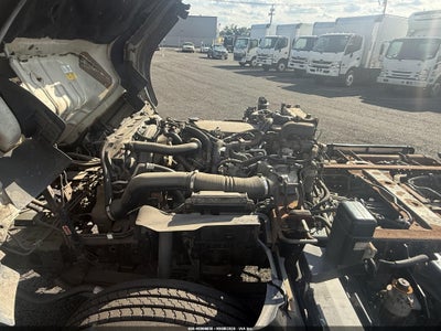 2014 ISUZU NPR 9