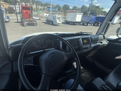 2018 HINO 338 BOX TRUCK 8