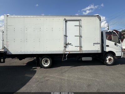 2020 HINO 195 COE BOX TRUCK 6