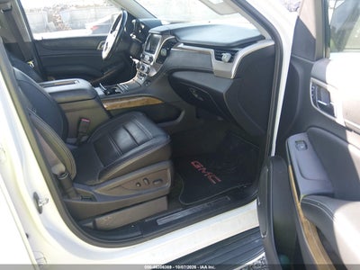 2016 GMC YUKON 5