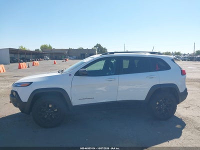 2017 JEEP CHEROKEE 14