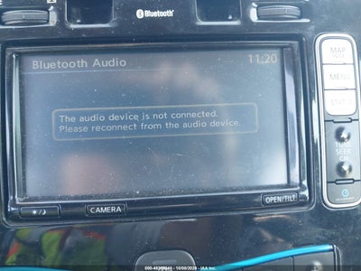 2015 NISSAN LEAF 14