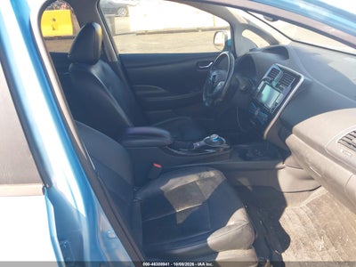 2015 NISSAN LEAF 5