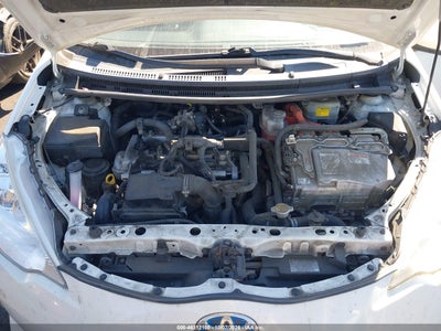 2014 TOYOTA PRIUS C 10