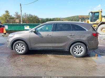 2019 KIA SORENTO 14