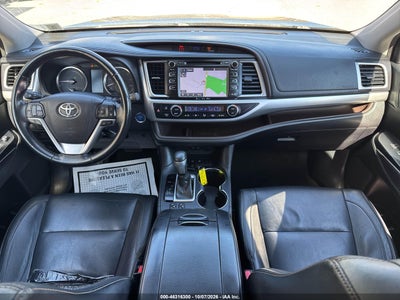 2017 TOYOTA HIGHLANDER HYBRID 8