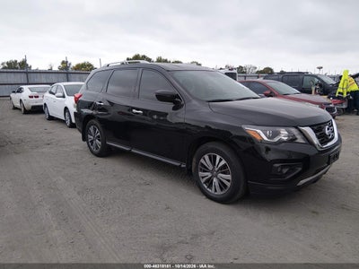 2019 Nissan Pathfinder SV