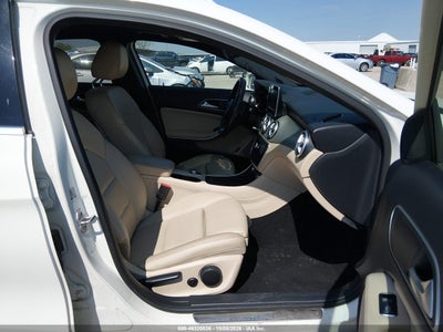 2016 MERCEDES-BENZ GLA 250 5