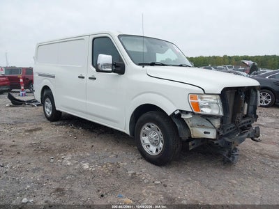 2016 NISSAN NV SV