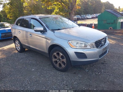 2013 Volvo XC60 3.2/3.2 Platinum/3.2 Premier/3.2 Premier Plus