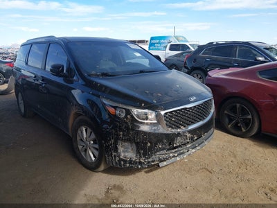 2015 KIA SEDONA 6
