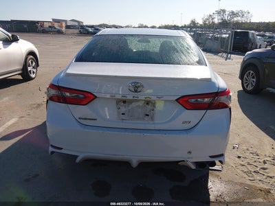 2018 TOYOTA CAMRY 16