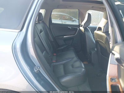 2017 VOLVO XC60 8