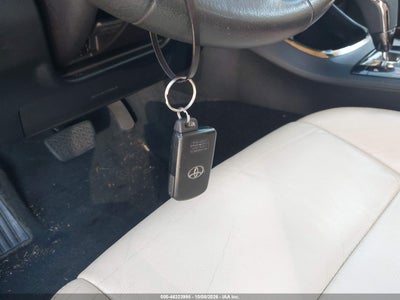 2015 TOYOTA AVALON HYBRID 11