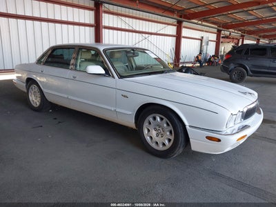 1998 Jaguar XJ8