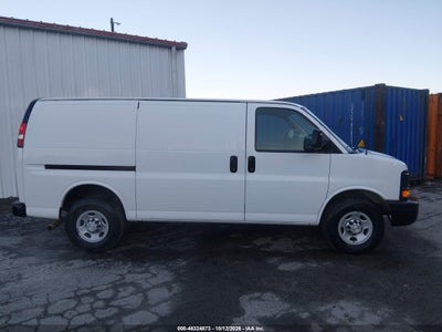 2016 CHEVROLET EXPRESS 3500 18