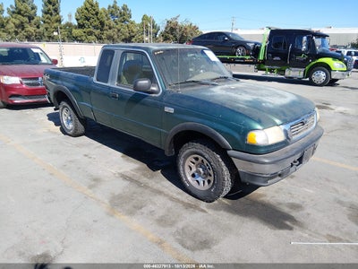 1999 MAZDA B3000 SE