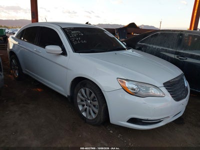 2014 Chrysler 200 Touring