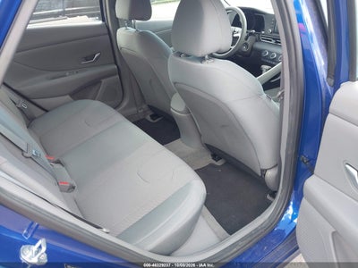 2021 HYUNDAI ELANTRA 8