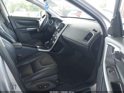 2015 VOLVO XC60 5