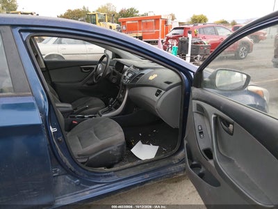 2016 HYUNDAI ELANTRA 5