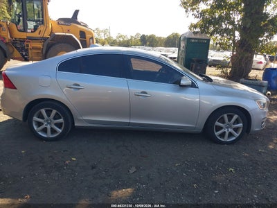 2016 VOLVO S60 13