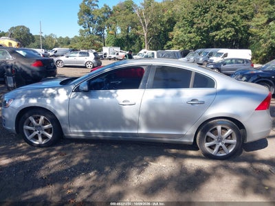 2016 VOLVO S60 14