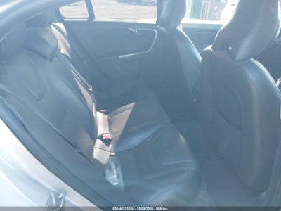 2016 VOLVO S60 8