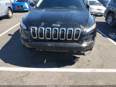 2017 JEEP CHEROKEE 6