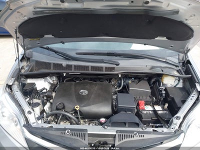 2018 TOYOTA SIENNA 10