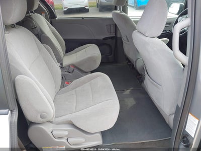 2018 TOYOTA SIENNA 8