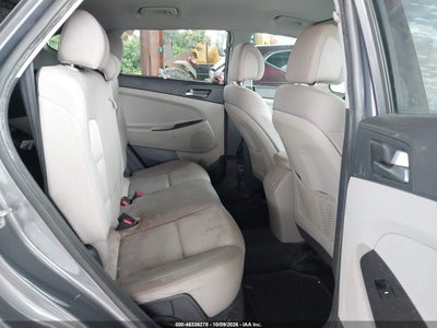 2016 HYUNDAI TUCSON 8