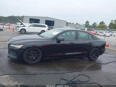 2020 VOLVO S60 14