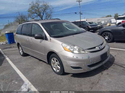 2009 Toyota Sienna LE