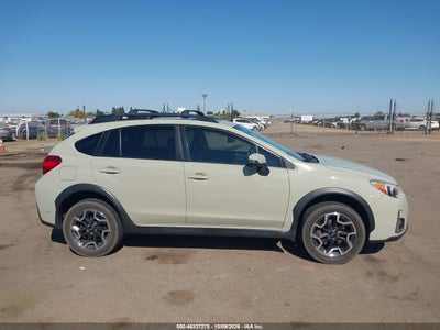 2016 SUBARU CROSSTREK 12