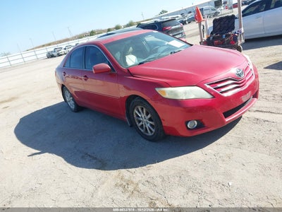 2011 TOYOTA CAMRY XLE