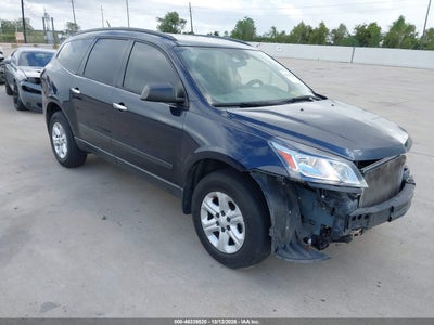 2017 CHEVROLET TRAVERSE LS