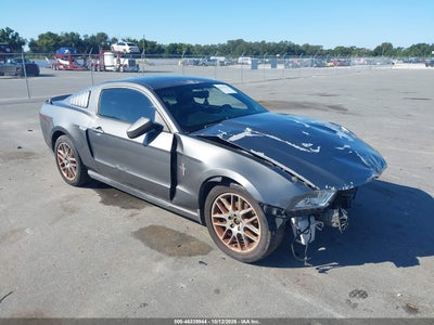 2012 FORD MUSTANG V6 PREMIUM