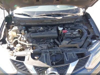 2016 NISSAN ROGUE 10
