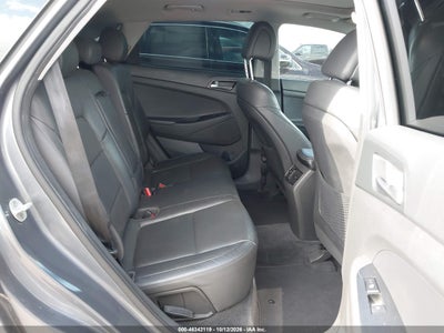 2016 HYUNDAI TUCSON 8