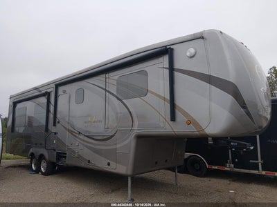 2014 DRV ELITE SUITES 38 FT FIFITH WHEEL 12