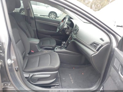 2018 HYUNDAI ELANTRA 5