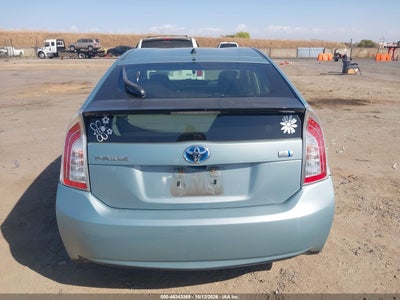 2014 TOYOTA PRIUS 16