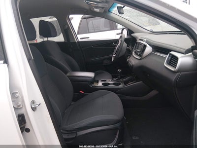 2017 KIA SORENTO 5