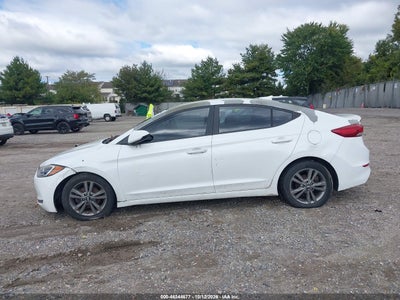 2017 HYUNDAI ELANTRA 15