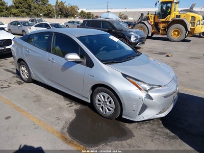 2017 TOYOTA PRIUS