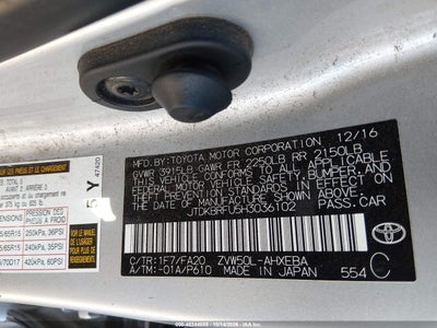 2017 TOYOTA PRIUS 9