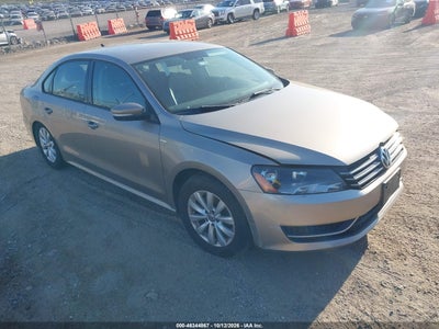1VWAS7A37FC028110 VOLKSWAGEN PASSAT Photo 1